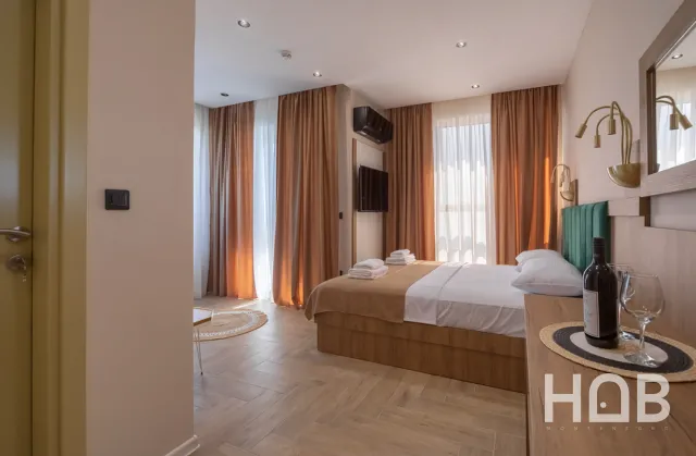 Na prodaju, Hotel, 1186 m², Bar