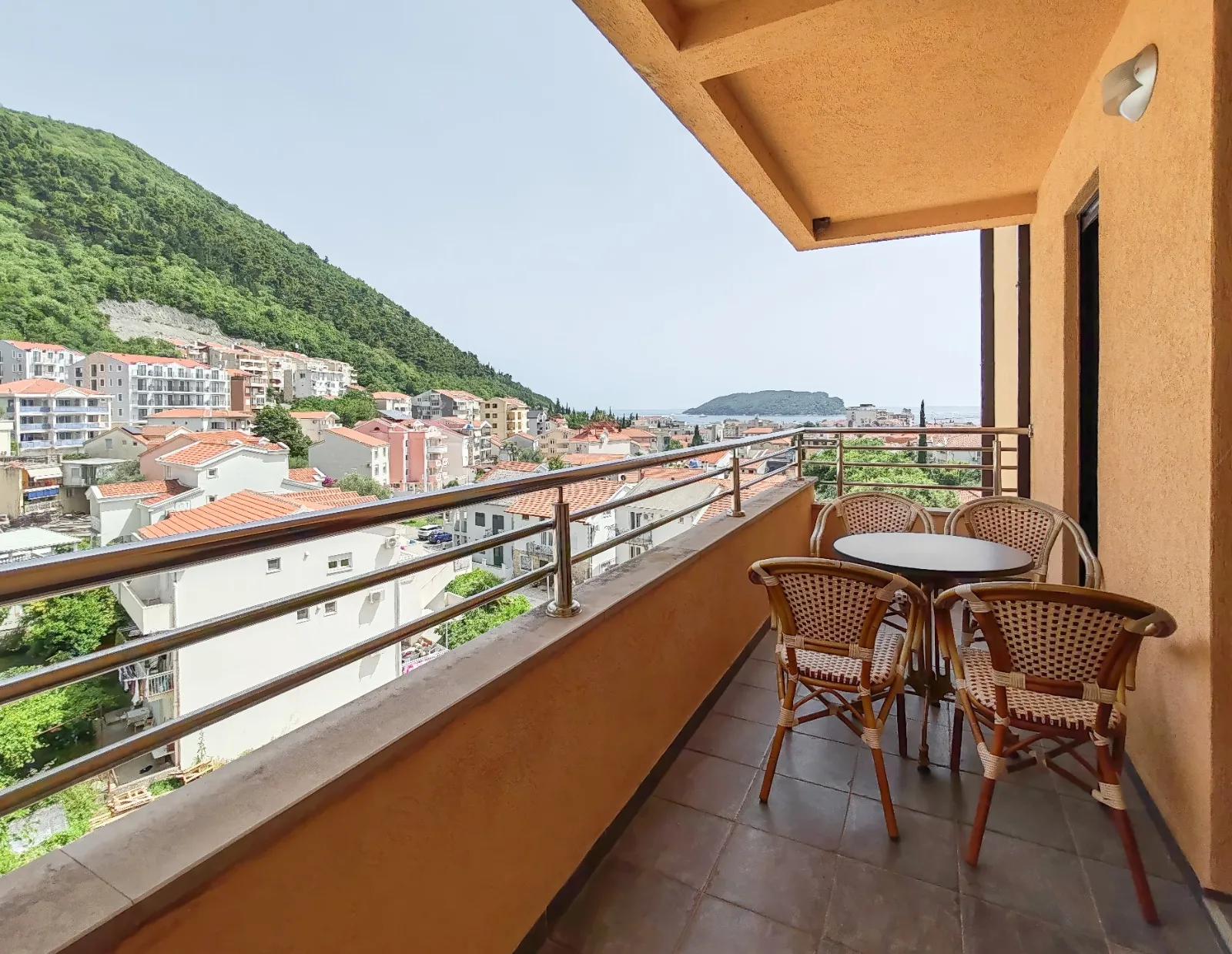 Satılık, Daire, 78 m², Budva