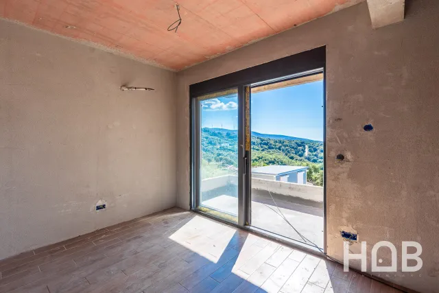 Na prodej, Apartment In New Building, 45.7 m², Bar