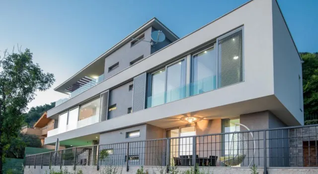 En venta, Villa, 273 m², Kotor