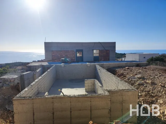 Na prodaju, Vila, 250 m², Kotor