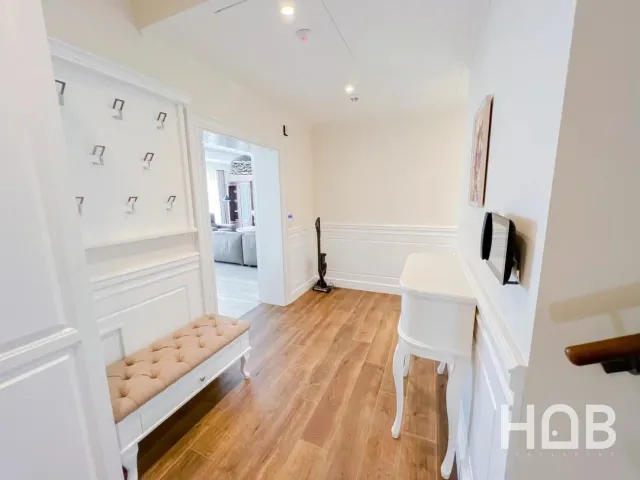 Na prodaju, Vila, 750 m², Tivat