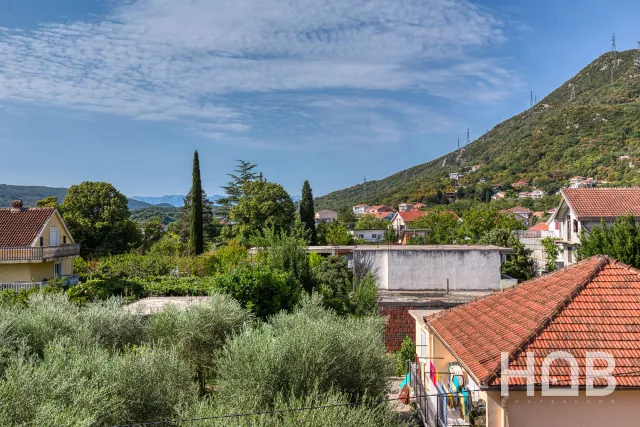 Zu verkaufen, Villa, 1500 m², Budva
