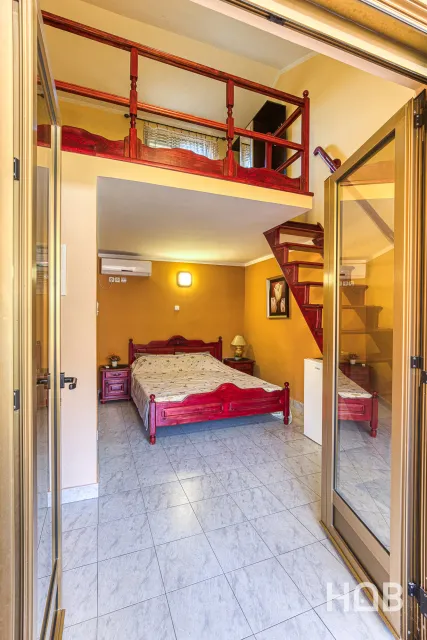 Zu verkaufen, Villa, 1500 m², Budva