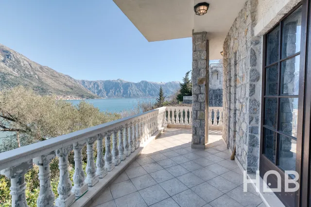 Zu verkaufen, Villa, Kotor
