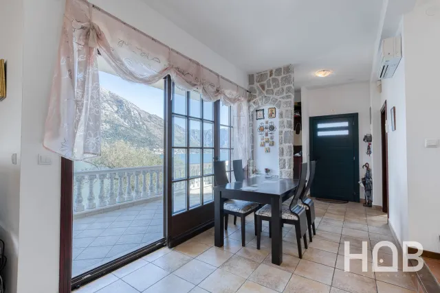Zu verkaufen, Villa, Kotor