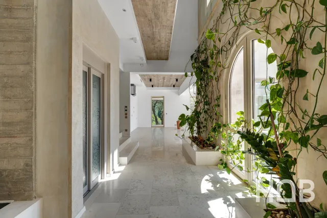 Zu verkaufen, Villa, 850 m², Tivat