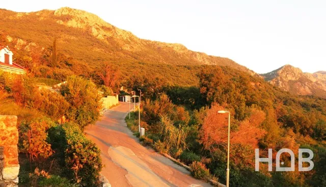 À vendre, Plot, 968 m², Budva