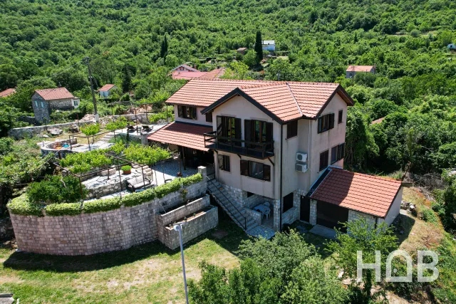 Satılır, Ev, 180 m², Bar