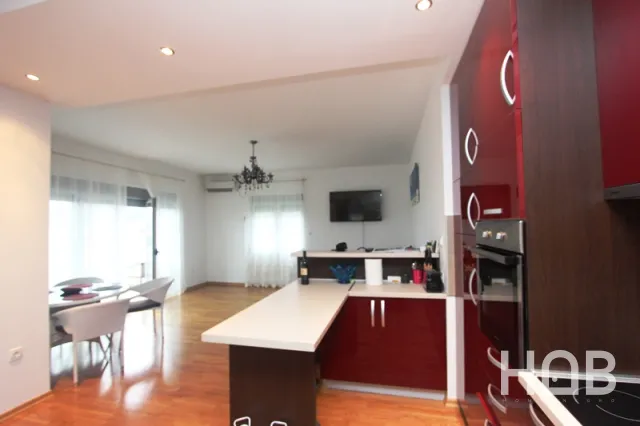 Satılık, Daire, 82 m², Budva