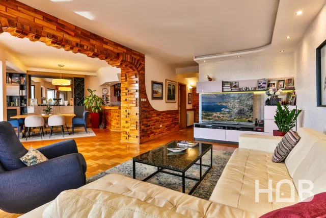 Satılık, Daire, 156 m², Budva