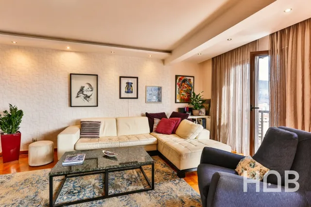 Satılık, Daire, 156 m², Budva