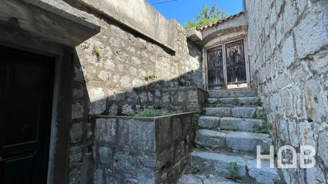 Na prodaju, Kuća, 200 m², Herceg Novi