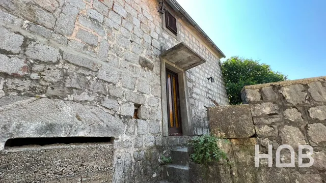 Na prodaju, Kuća, 200 m², Herceg Novi