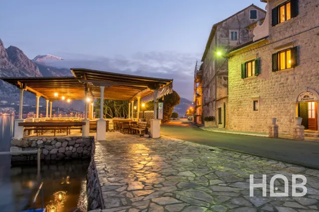 Satılır, Ev, 355 m², Kotor