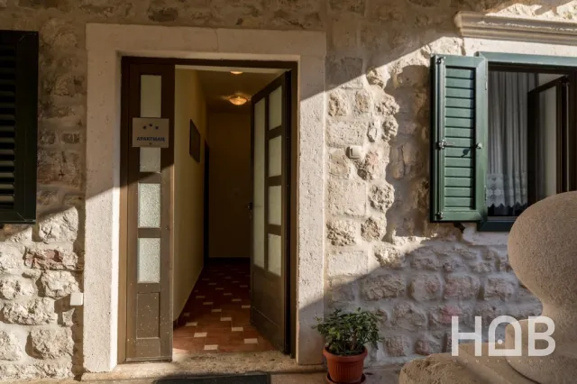 Satılır, Ev, 355 m², Kotor