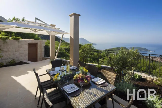 Zu verkaufen, Villa, 277 m², Budva
