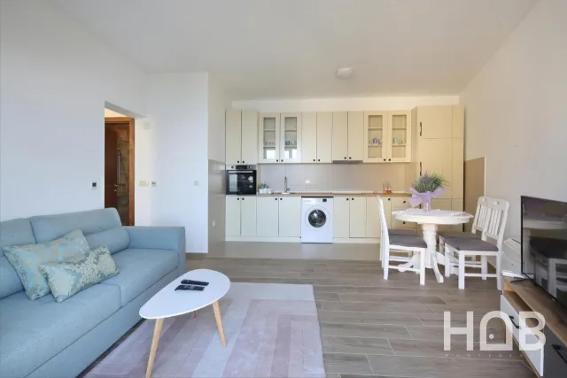 Zu verkaufen, Villa, 277 m², Budva