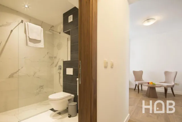 Zu verkaufen, Villa, 277 m², Budva