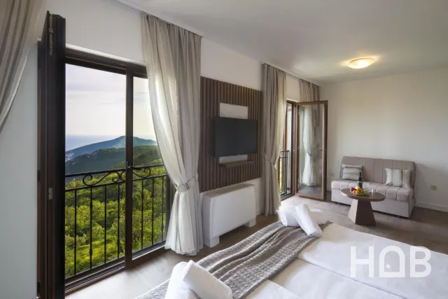 Zu verkaufen, Villa, 277 m², Budva