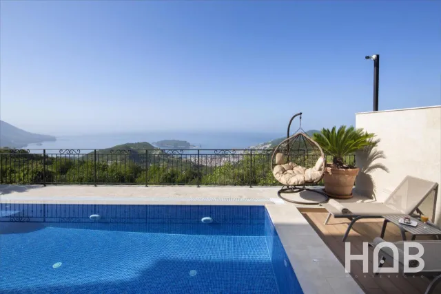 Zu verkaufen, Villa, 277 m², Budva