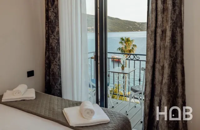 En venta, Hotel, 1000 m², Herceg Novi