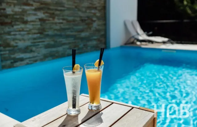 En venta, Hotel, 1000 m², Herceg Novi