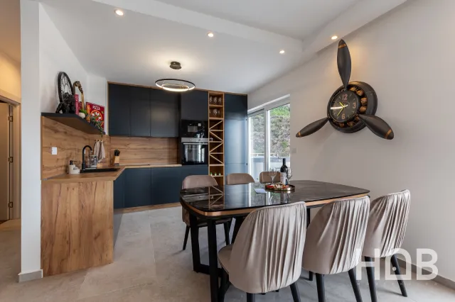 Satılık, Daire, 155 m², Budva