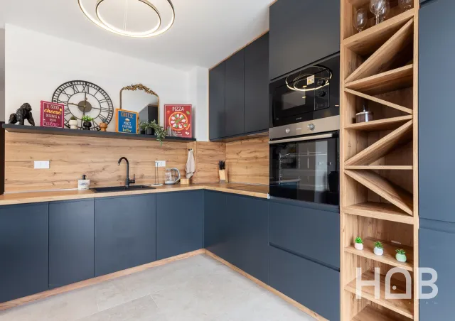 Satılık, Daire, 155 m², Budva