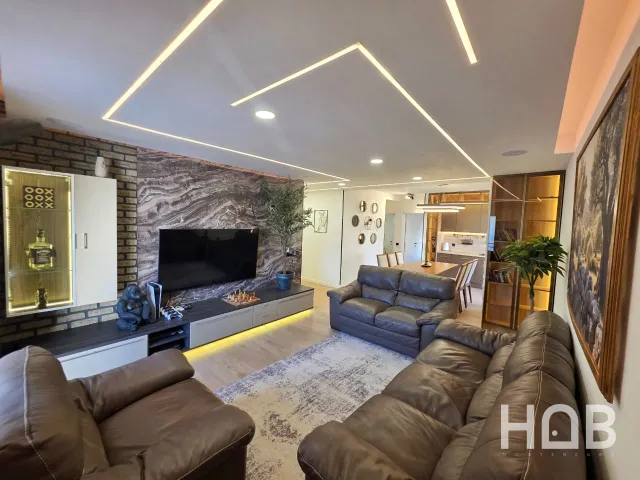 Satılık, Daire, 106 m², Budva