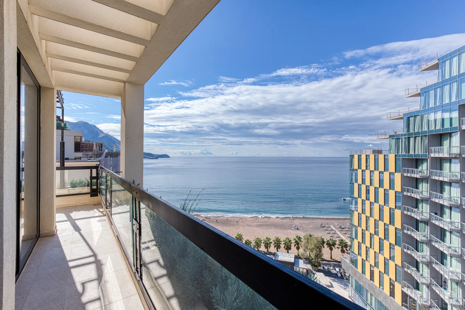 Satılık, Daire, 113 m², Budva