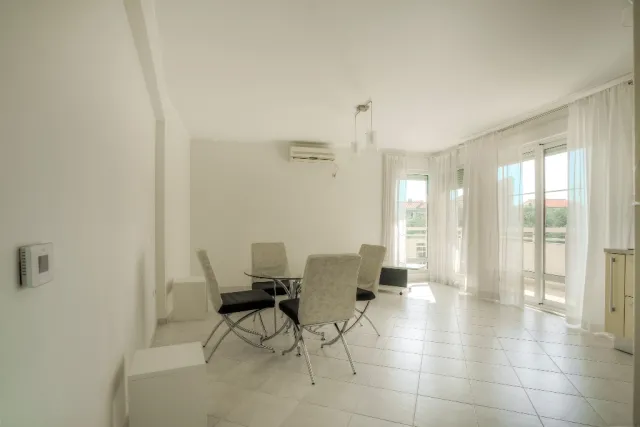 Satılık, Daire, 72 m², Budva