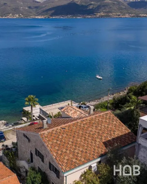 Satılık, Daire, 111 m², Tivat