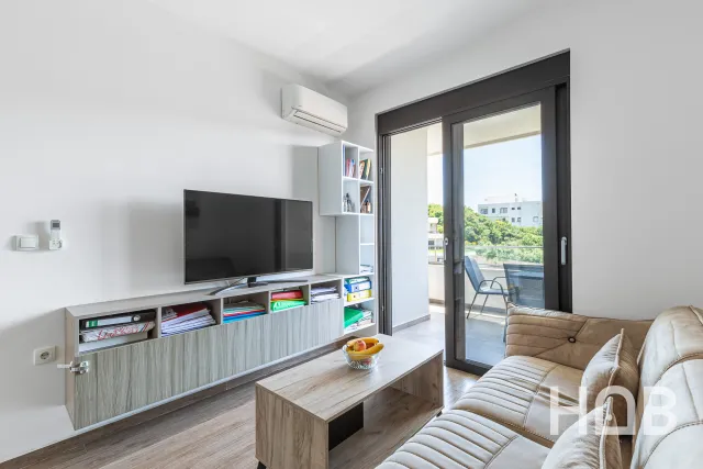 Na prodaju, Stan, 44 m², Ulcin