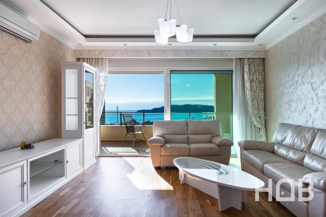 Na prodaju, Stan, 115 m², Budva