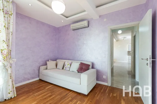 Na prodaju, Stan, 115 m², Budva