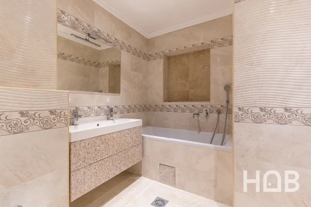 Na prodaju, Stan, 115 m², Budva