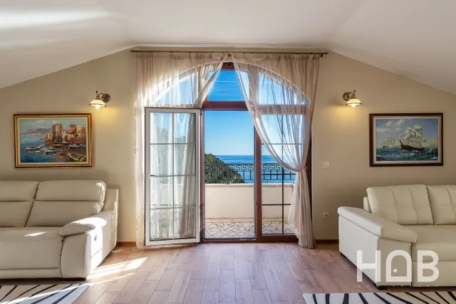 Na prodaju, Vila, 500 m², Budva