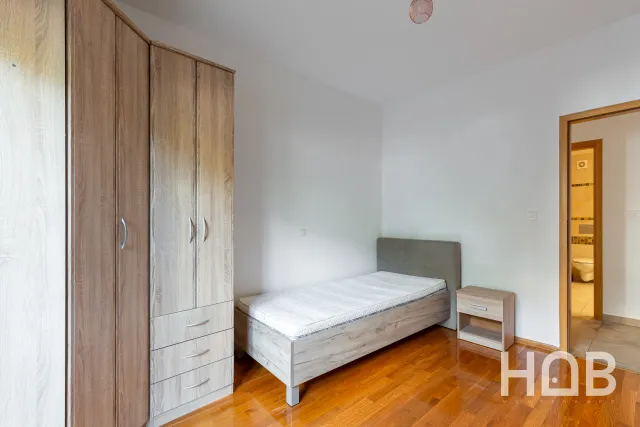 Na prodaju, Stan, 120 m², Budva