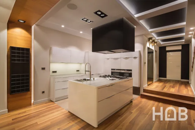 Na prodaju, Stan, 313 m², Budva
