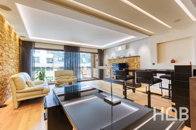 Na prodaju, Stan, 107 m², Budva