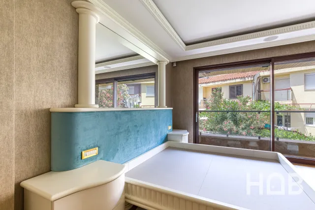 Na prodaju, Stan, 115 m², Budva