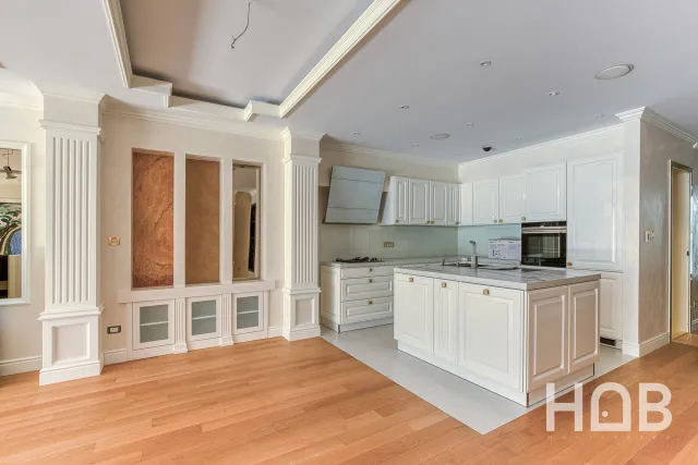Na prodaju, Stan, 115 m², Budva