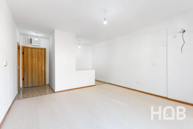 Na prodaju, Stan, 79 m², Budva