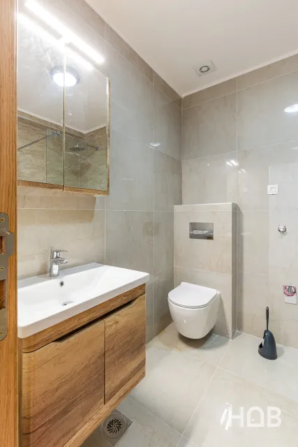 Na prodaju, Stan, 79 m², Budva