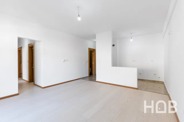 Na prodaju, Stan, 79 m², Budva