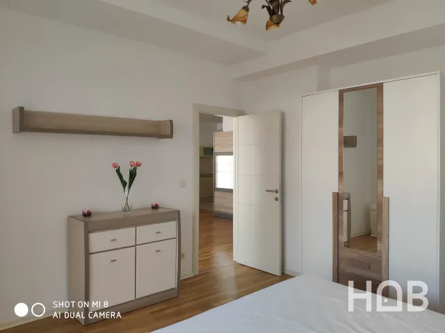 Na prodaju, Stan, 86 m², Budva
