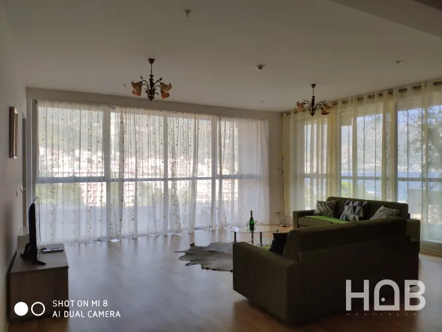 Na prodaju, Stan, 86 m², Budva