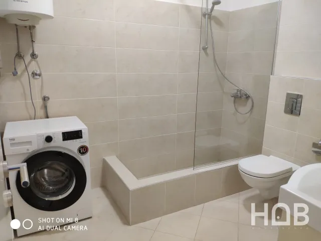 Na prodaju, Stan, 86 m², Budva