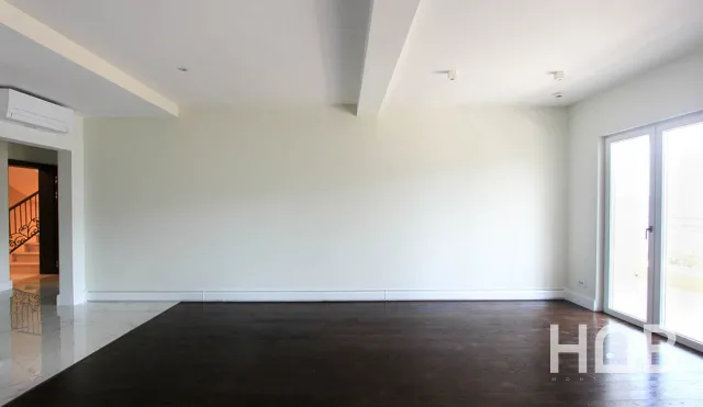 En venta, Apartamento, 71 m², Herceg Novi